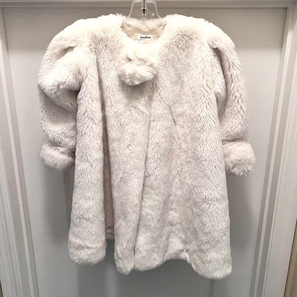 Neiman Marcus Girls Helena Faux Fur Coat-Ivory/Cream-Size 3T-Formal-Festive-Warm - Picture 5 of 16